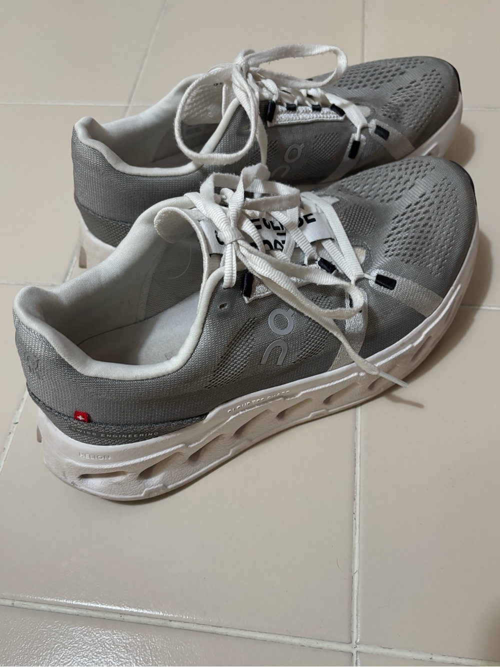 On Cloudeclipse in Alloy White